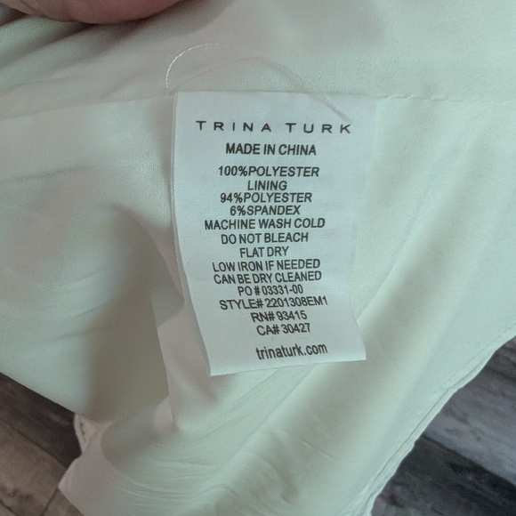 Trina Turk White Textured Mini Dress Size 2 - Picture 10 of 10